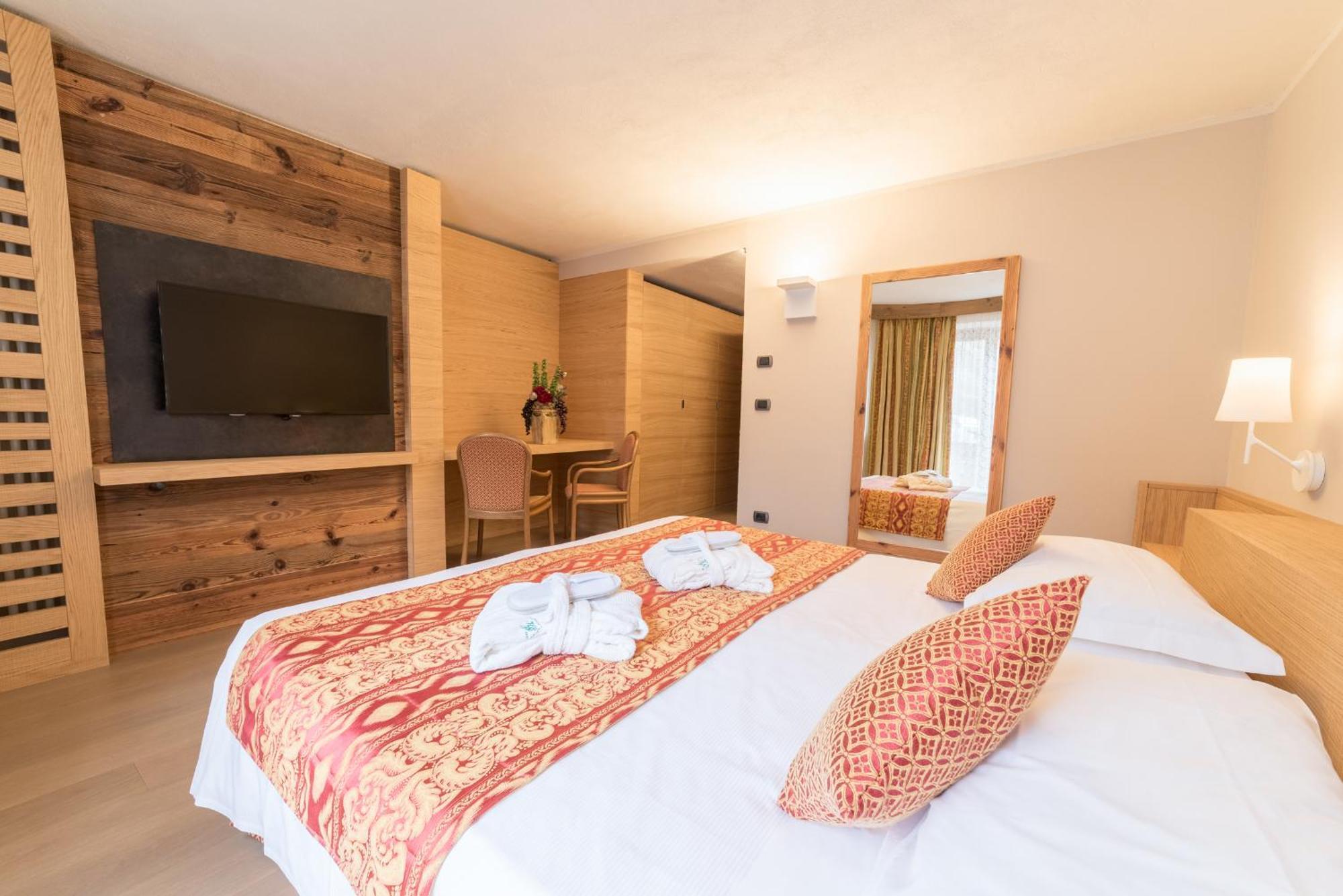Excelsior Planet Hotel Breuil-Cervinia Buitenkant foto